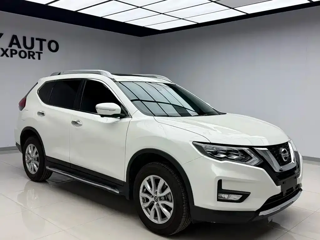 Nissan X-Trail — фото 7