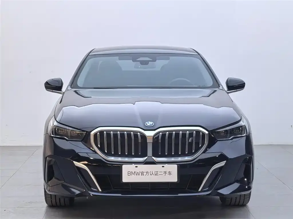 BMW i5 — фото 4