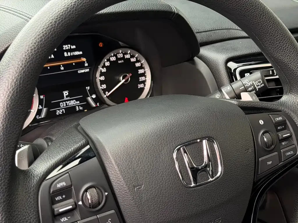 Honda UR-V — фото 10