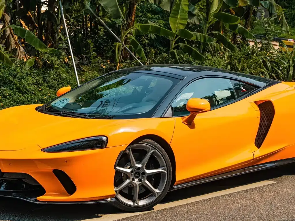 McLaren GT — фото 9