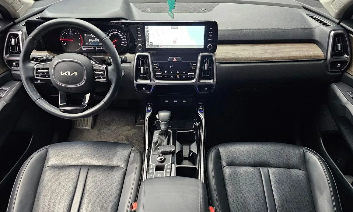 Kia Sorento — фото 4