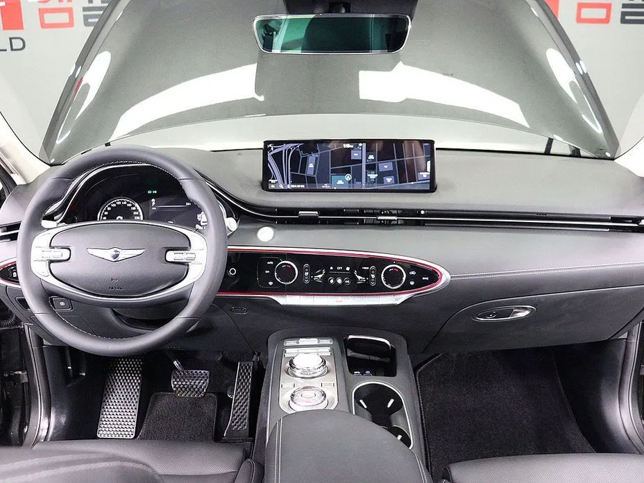 Genesis GV70 — фото 3