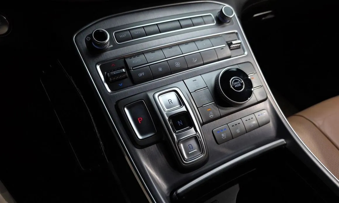 Hyundai Santafe — фото 5
