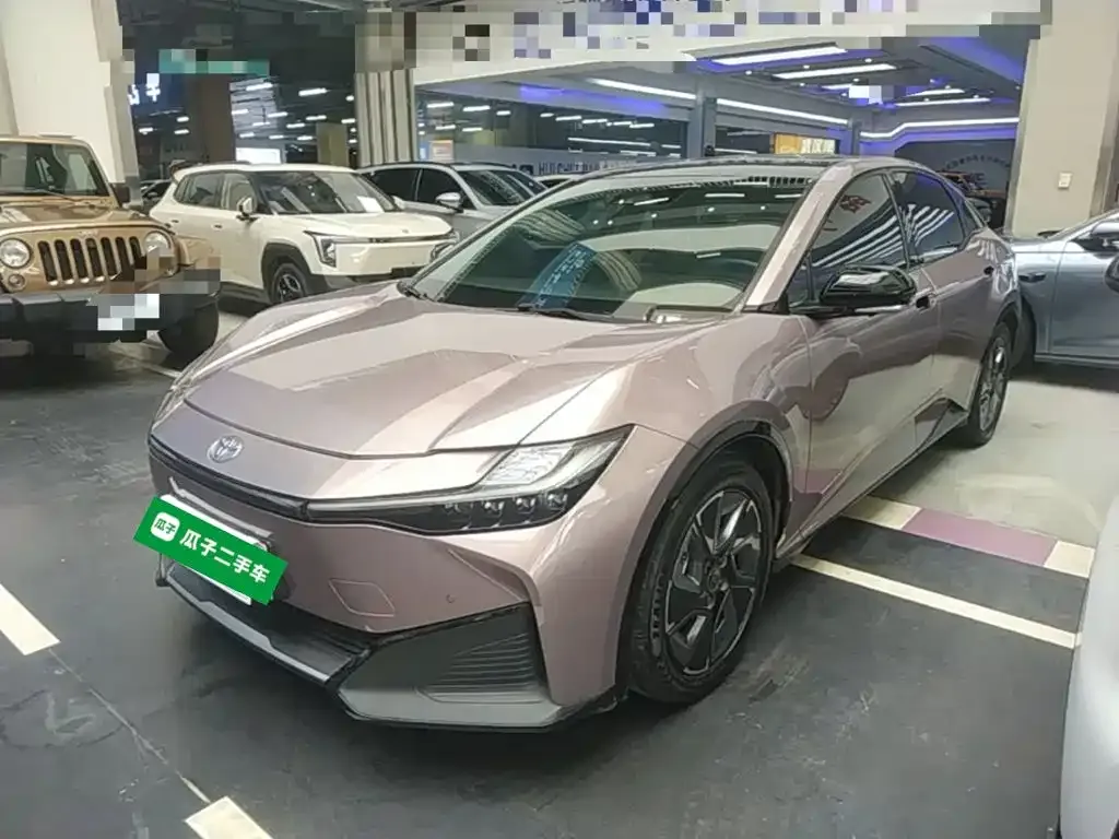 Toyota bZ3 — фото 10