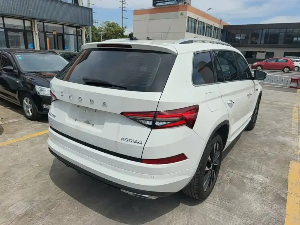 Skoda Kodiaq — фото 4