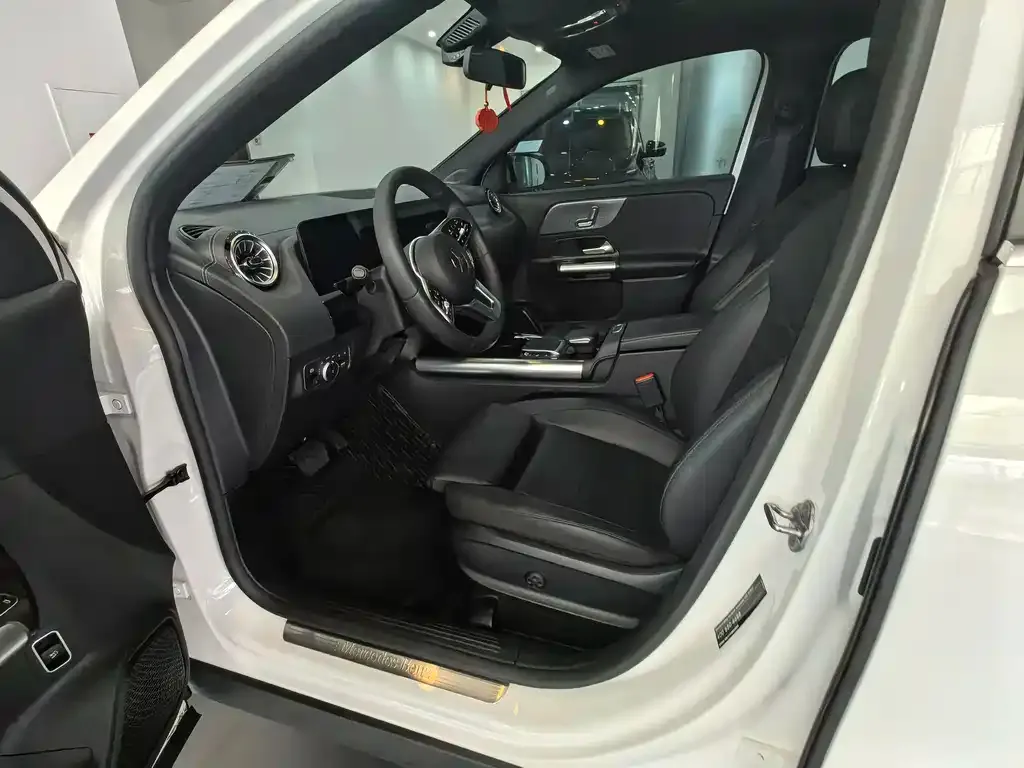 Mercedes-Benz GLA — фото 3