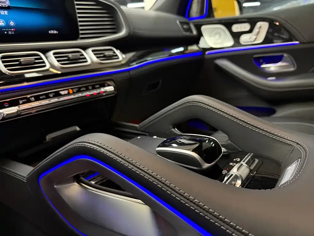 Mercedes-Benz GLS — фото 3