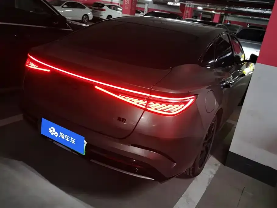 BYD Seal — фото 6