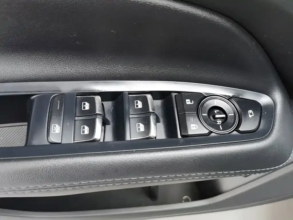 Ford Territory — фото 10