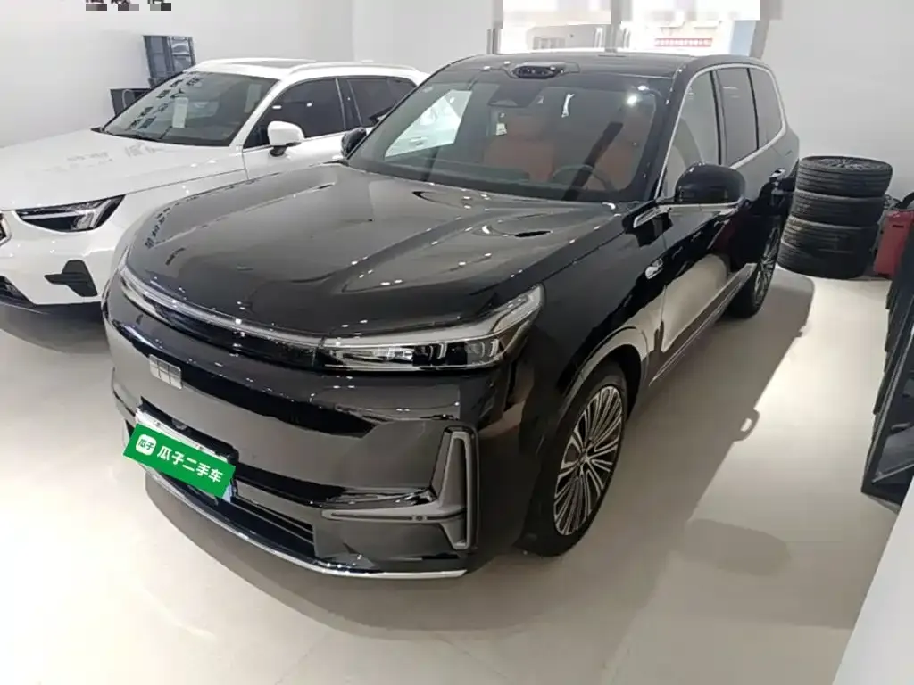 Geely Galaxy M9 — фото 1