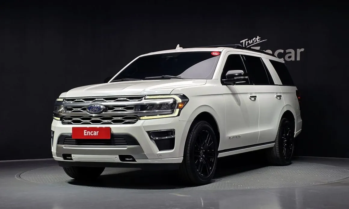 Ford Expedition — фото 1