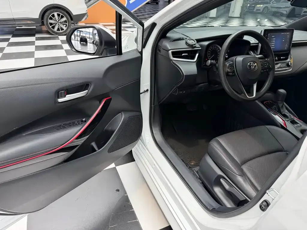 Toyota Levin — фото 10