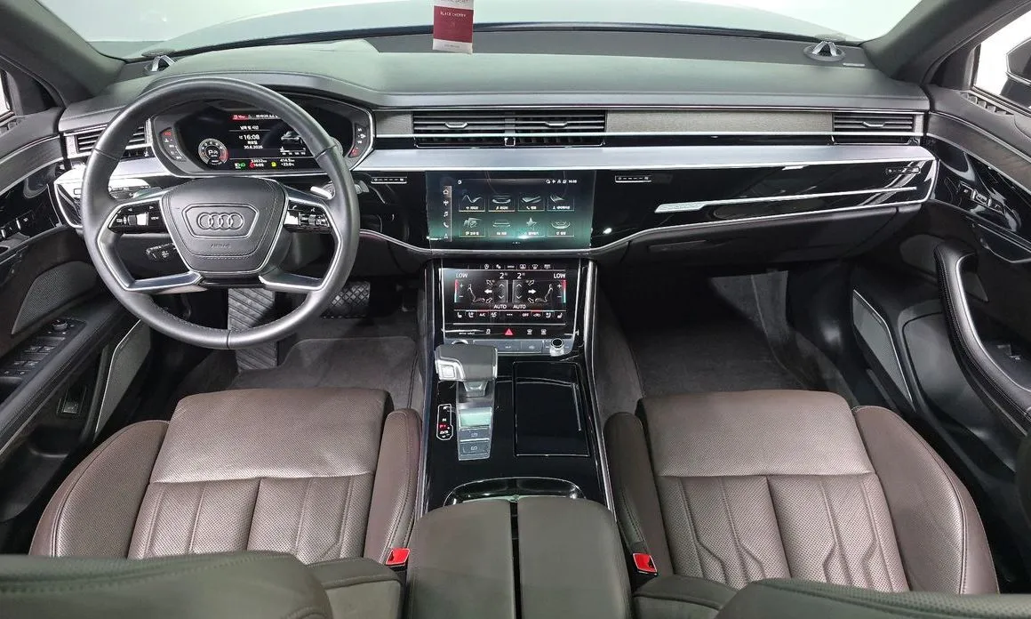 Audi A8 — фото 8