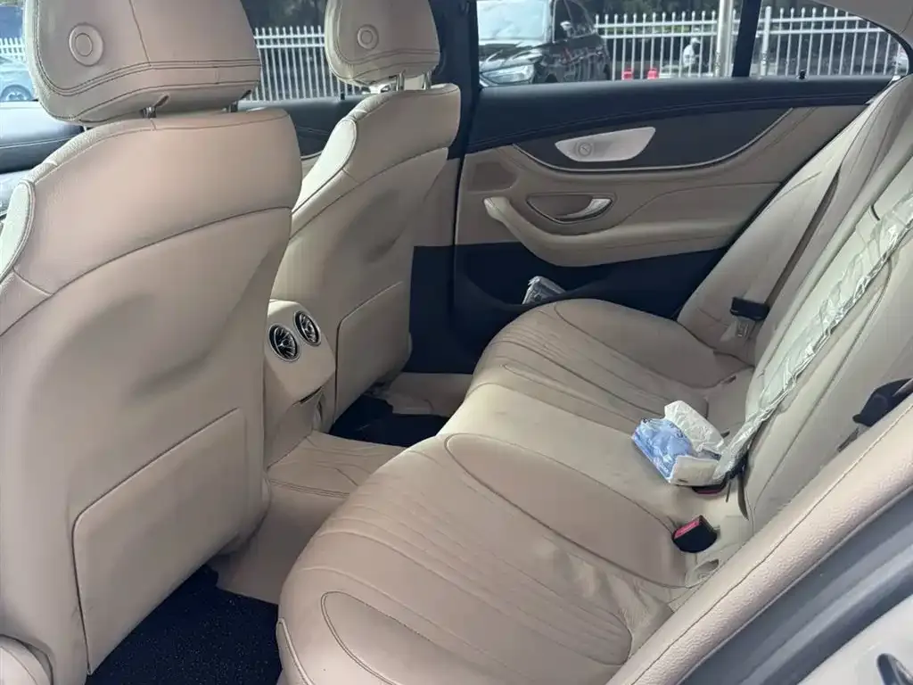 Mercedes-Benz CLS — фото 2