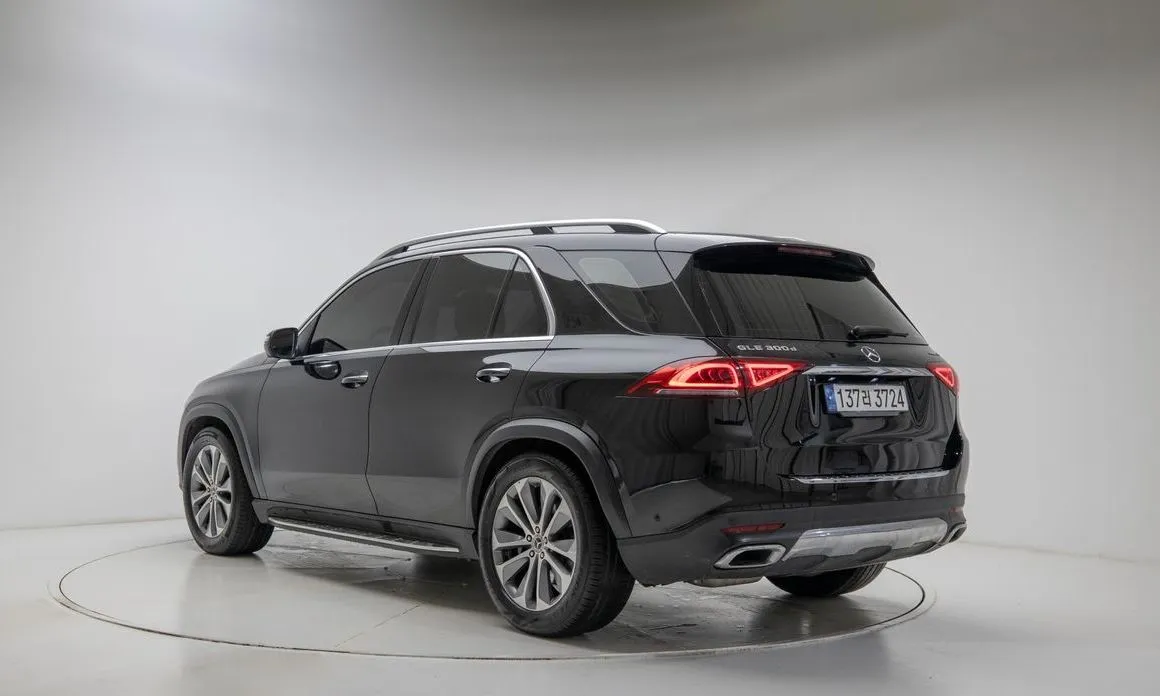 Mercedes-Benz GLE-Class — фото 5
