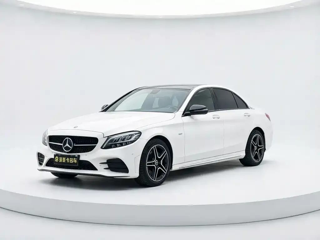 Mercedes-Benz C-Class — фото 1