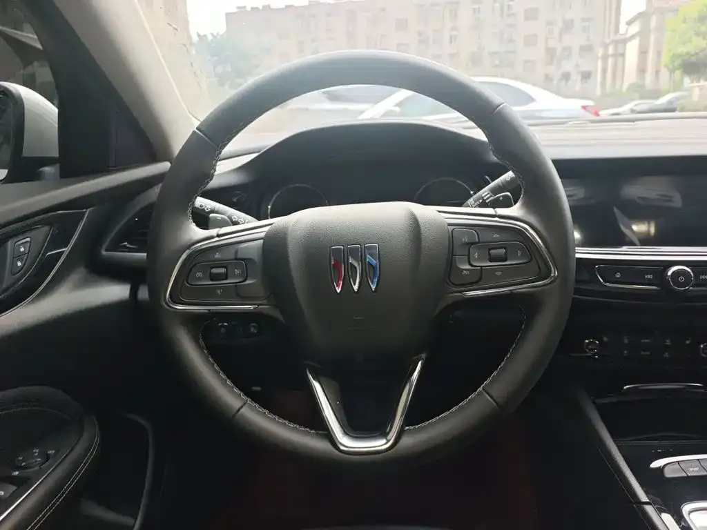 Buick Regal — фото 3