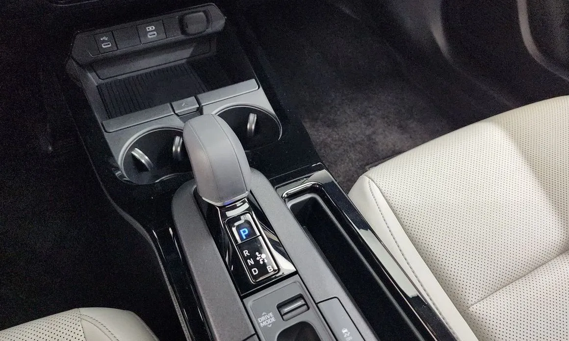 Toyota Prius — фото 4