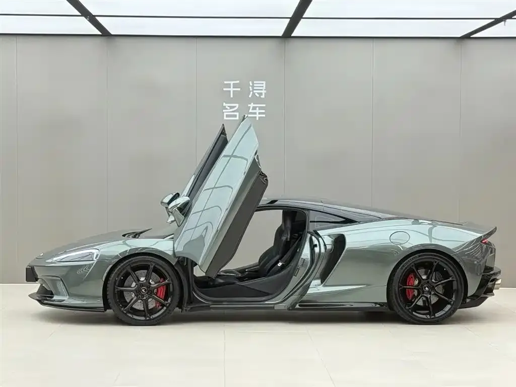 McLaren GT — фото 4