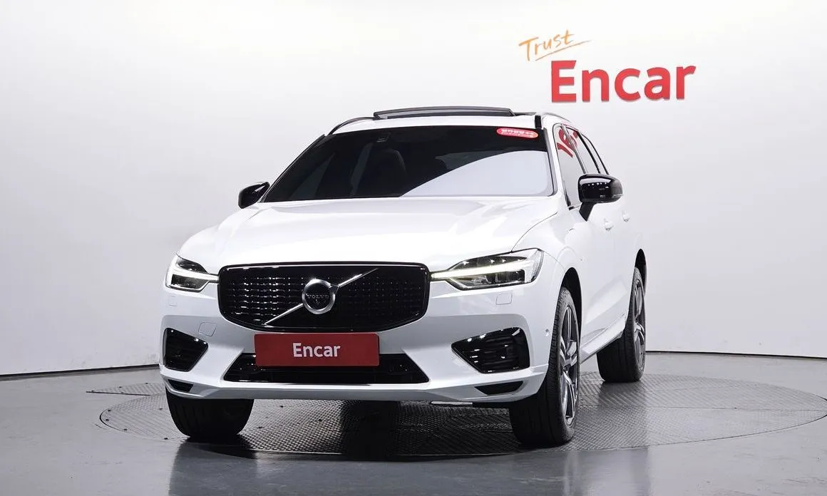 Volvo XC60 — фото 2