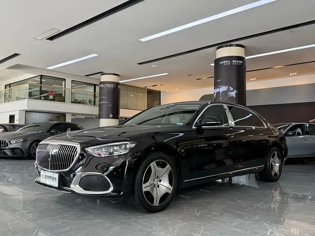 Mercedes-Benz S-Class — фото 1