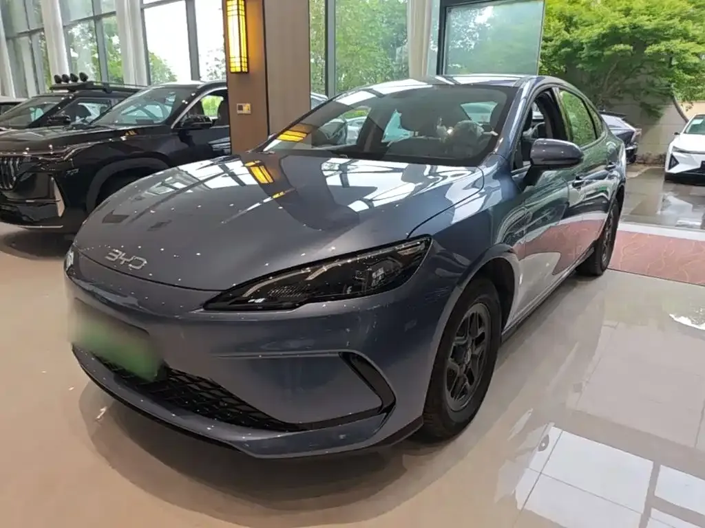 BYD Seal 05 DM-i — фото 1