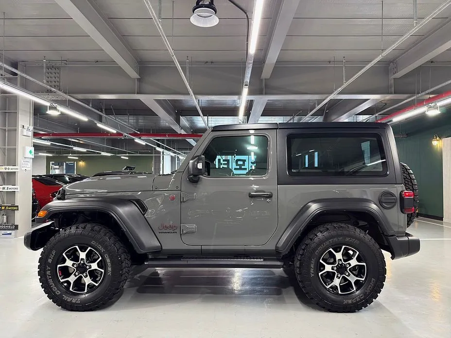 Jeep Wrangler — фото 5