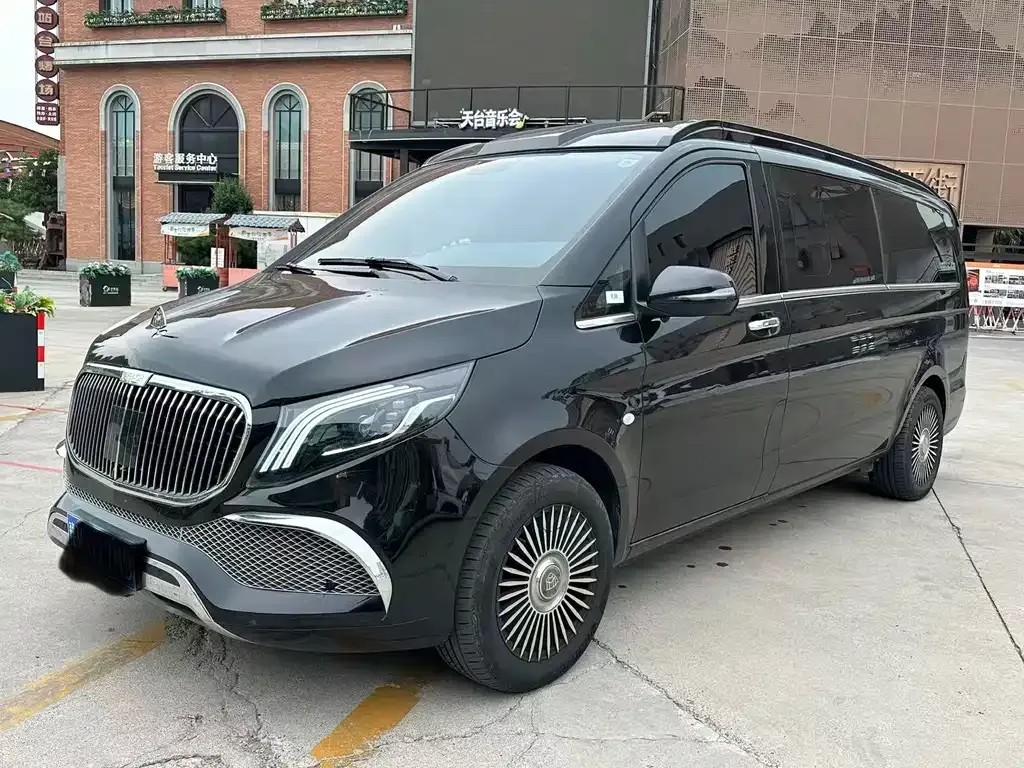 Mercedes-Benz Vito — фото 1