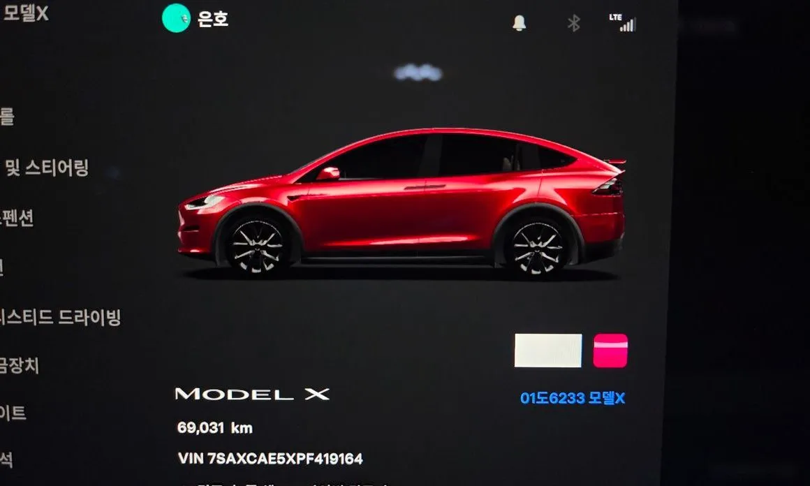 Tesla Model X — фото 8