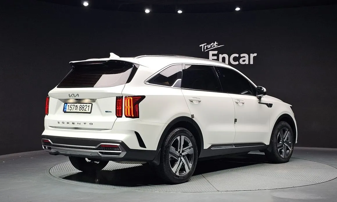 Kia Sorento — фото 4