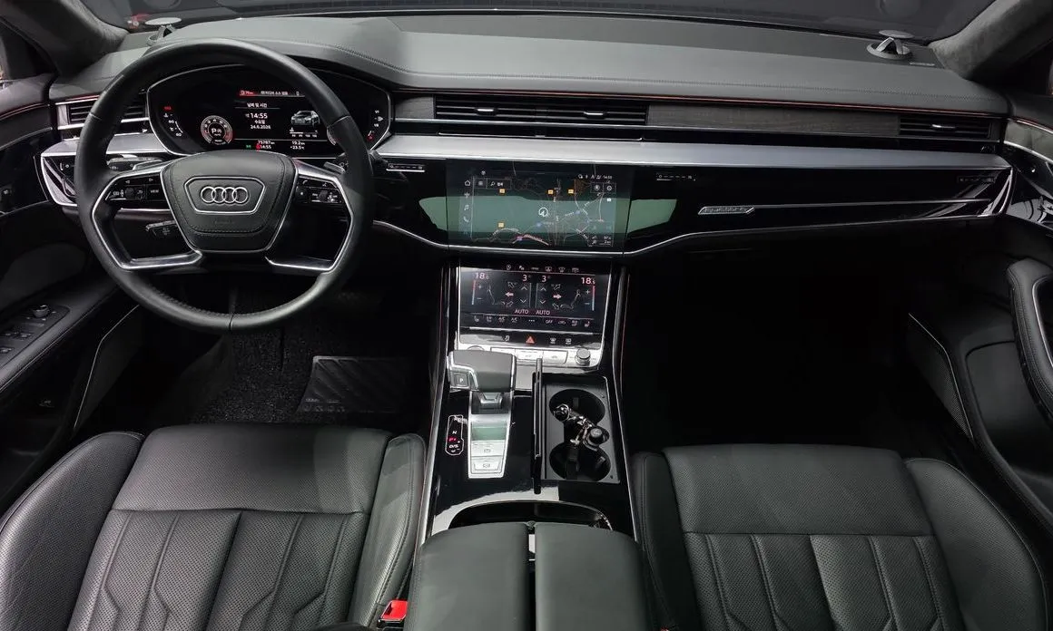Audi A8 — фото 9