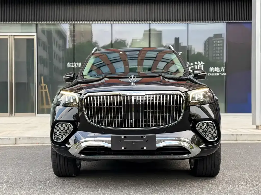 Mercedes-Benz GLS — фото 4