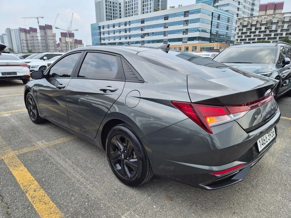 Hyundai AVANTE — фото 4