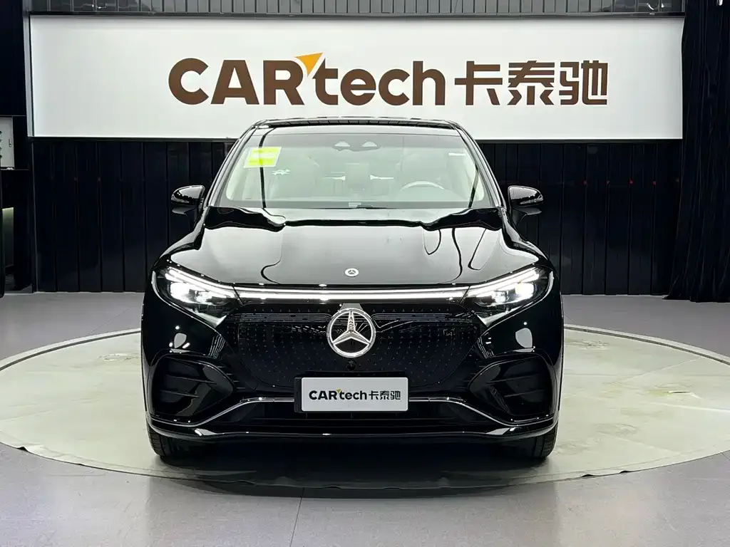 Mercedes-Benz EQS SUV — фото 6