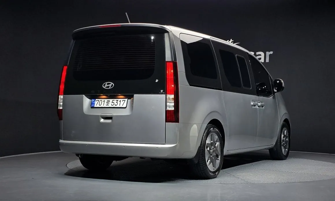 Hyundai Staria — фото 3