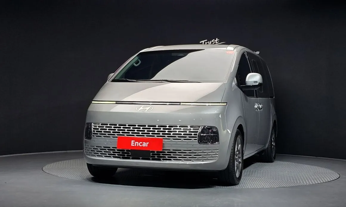 Hyundai Staria — фото 2