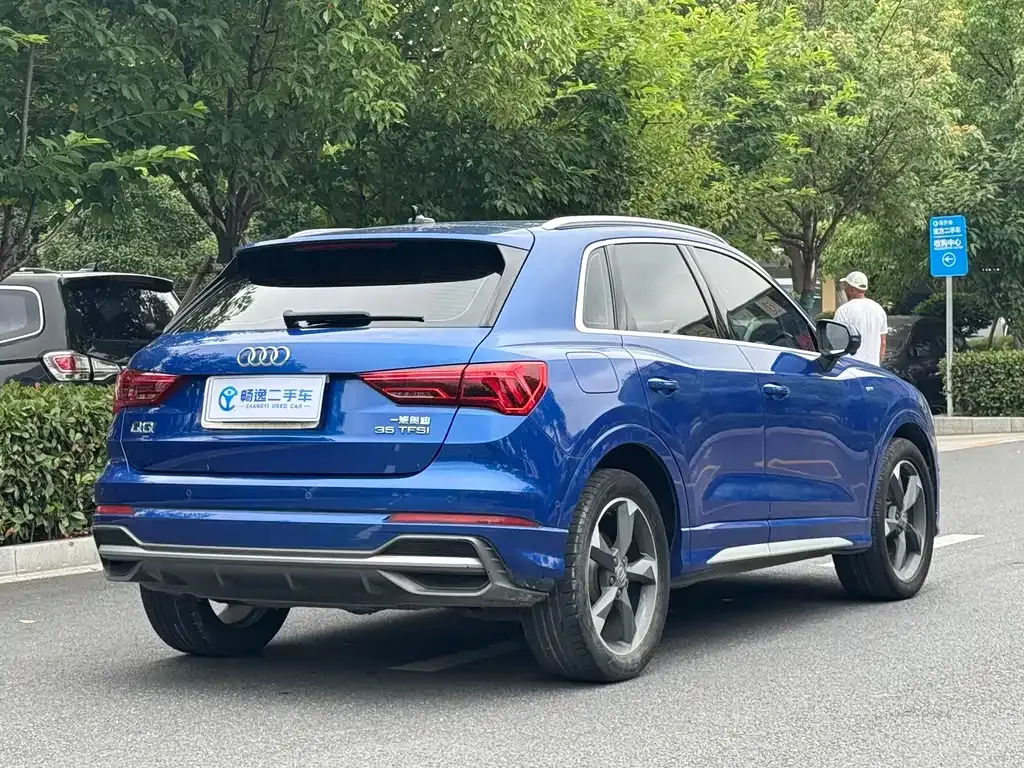 Audi Q3 — фото 8