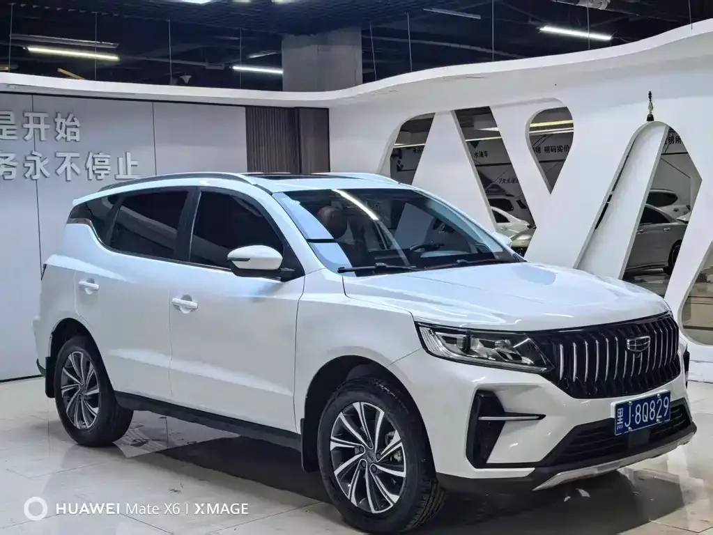 Geely Vision X6 — фото 10