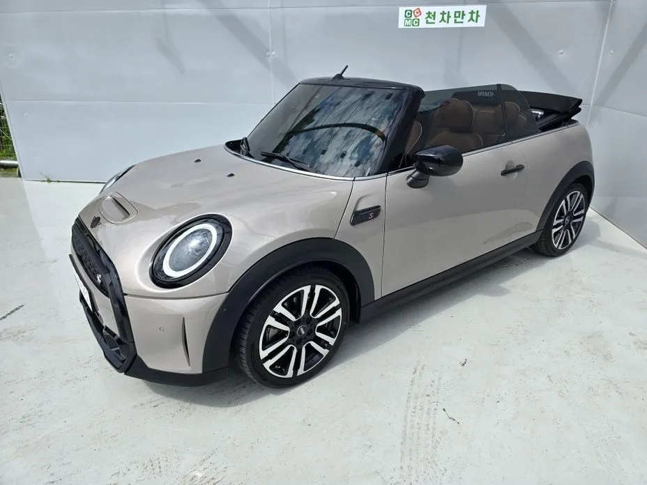 Mini Cooper Convertible — фото 1