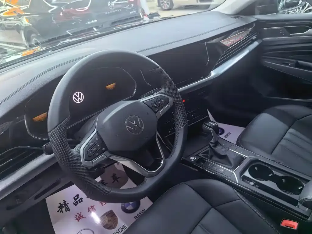 Volkswagen Passat — фото 7