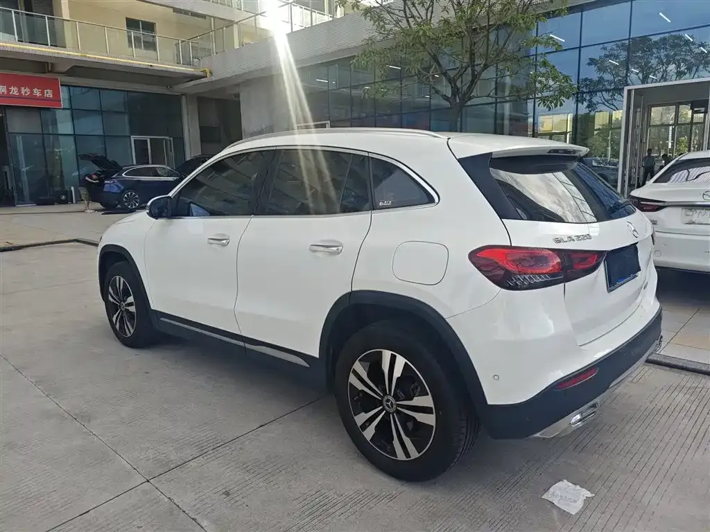 Mercedes-Benz GLA — фото 7