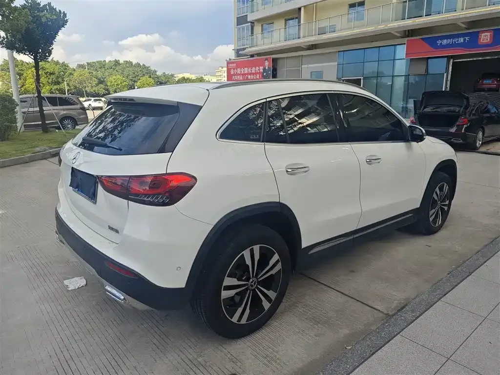 Mercedes-Benz GLA — фото 6