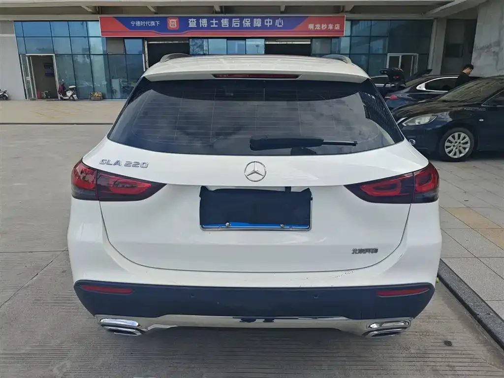 Mercedes-Benz GLA — фото 10