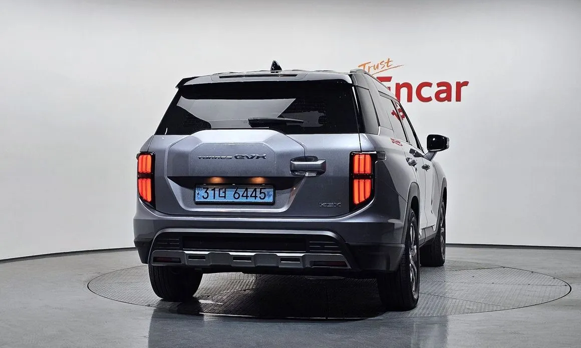 KG Mobility (Ssangyong) Torres — фото 2