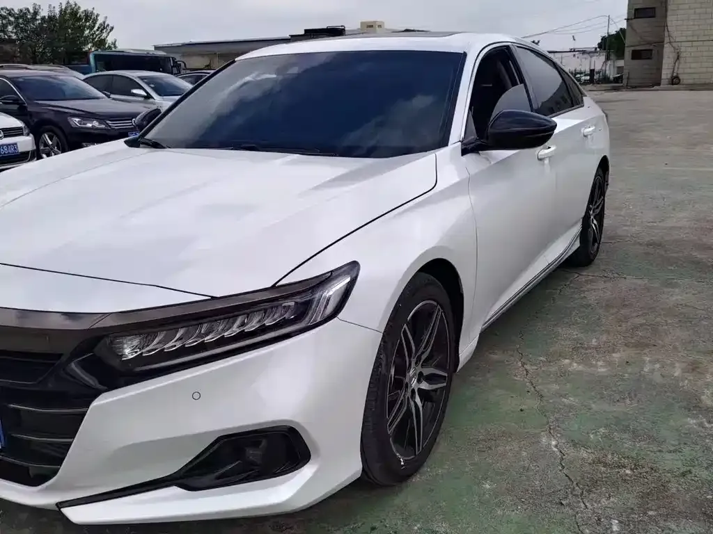 Honda Accord — фото 6