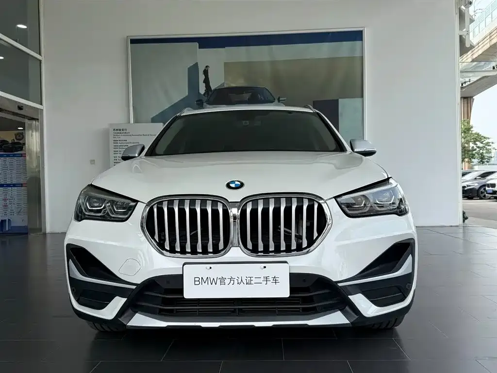 BMW X1 — фото 2