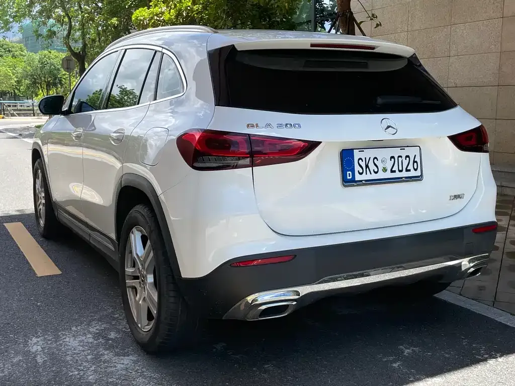 Mercedes-Benz GLA — фото 6