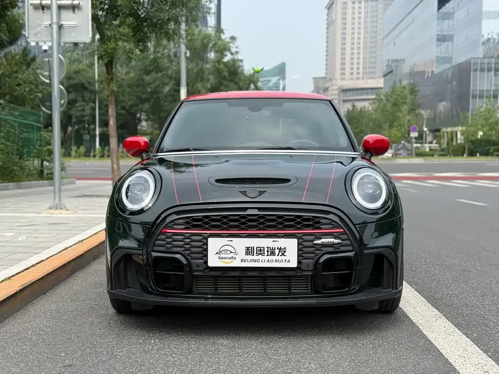 MINI JCW (John Cooper Works) — фото 3