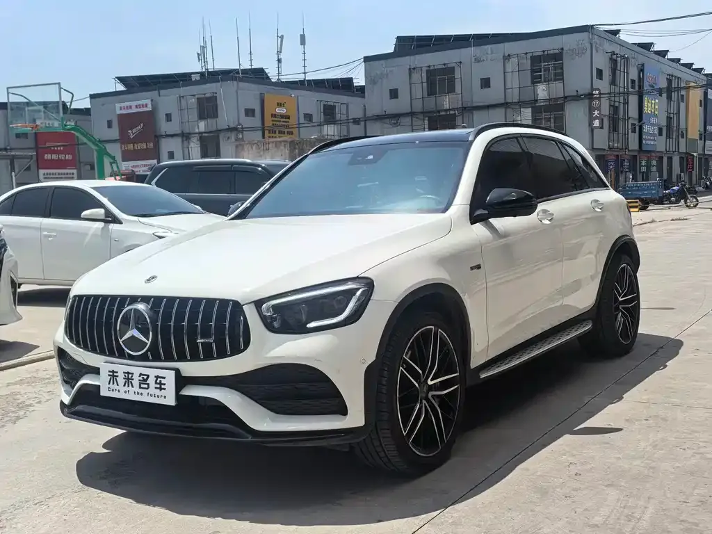 Mercedes-Benz GLC AMG — фото 1