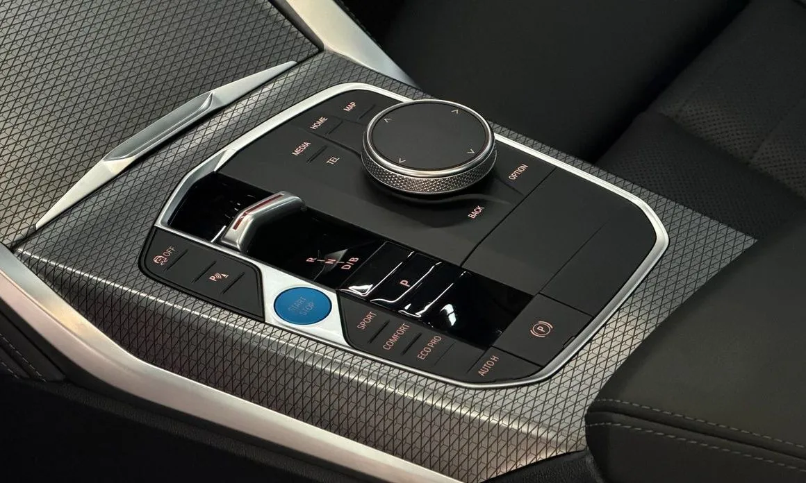 BMW i4 — фото 6